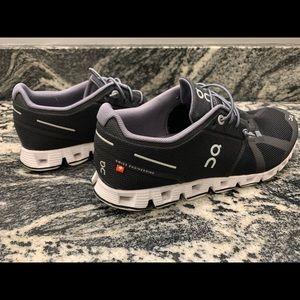 Womens On Running Cloud Shoes Size 7.5 Black & White